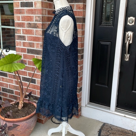 BB Dakota Lace Sleeveless Dress‎ - Picture 6 of 9